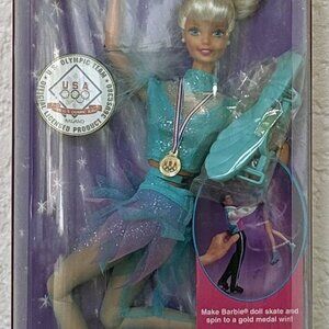 Mattel Barbie 1997 OLYMPIC USA SKATER #18501 SPIN & SKATE Tara Lipinsky NRFB